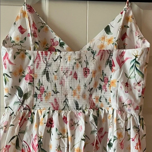 NWT H&M Floral Spaghetti-Strap Dress in White with Pink & Yellow Flowers - Picture 4 of 5